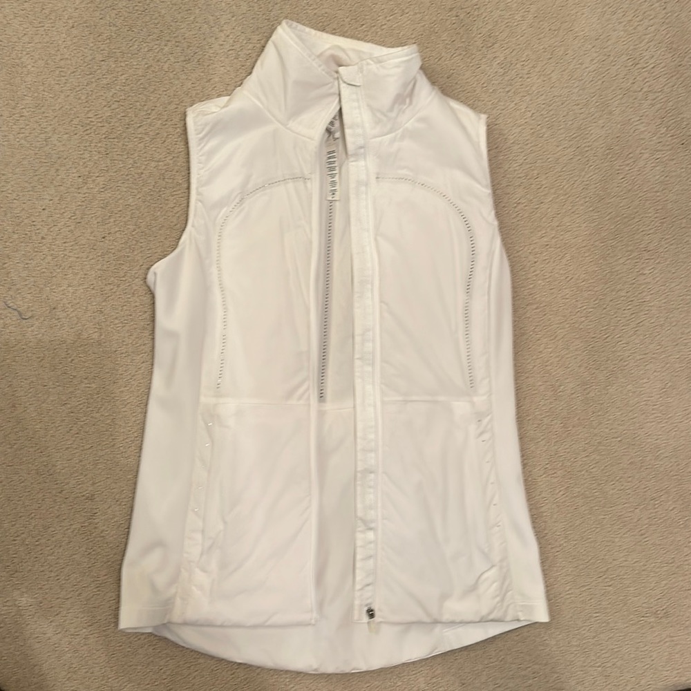 LuLulemon running vest